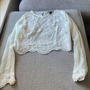 Forever 21 Floral Lace Crop Top - Cream